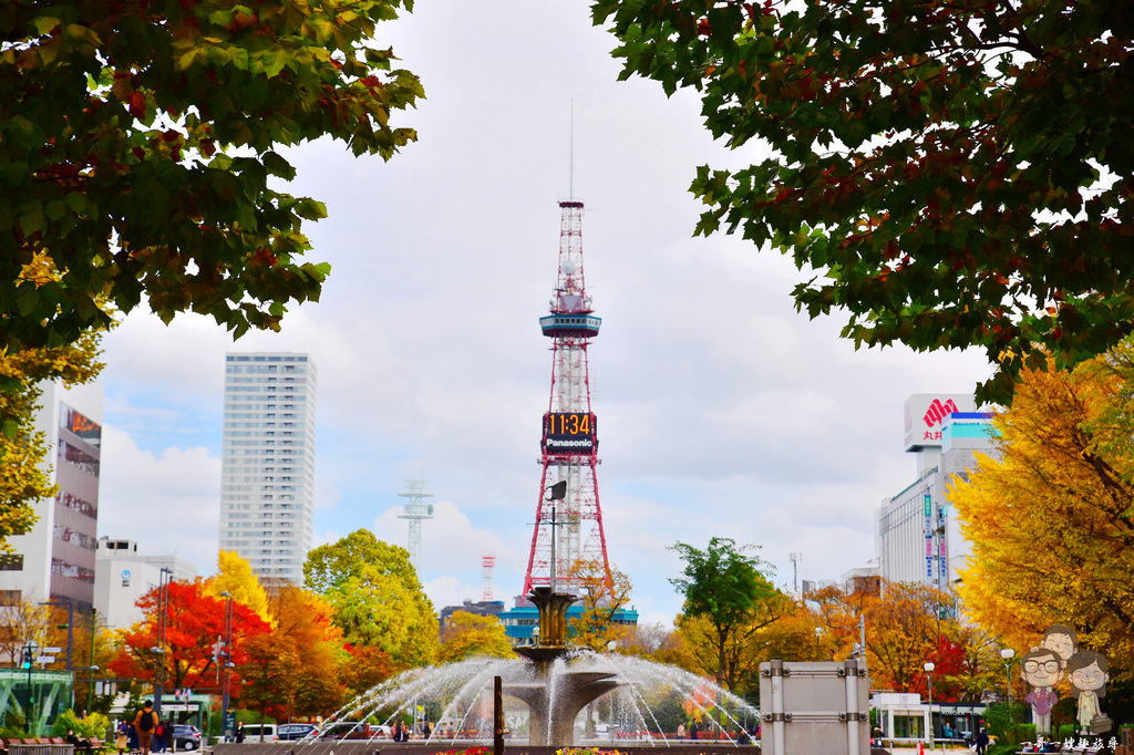 北海道札幌｜大通公園的秋日，有金黃的銀杏與紅黃葉可賞