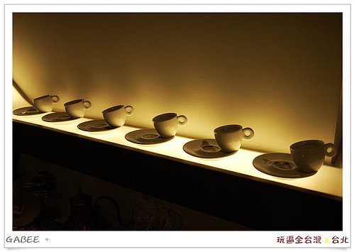 台北喝咖啡(松山區)｜GABEE .咖啡店！世界拉花冠軍，咖啡人必訪的名店
