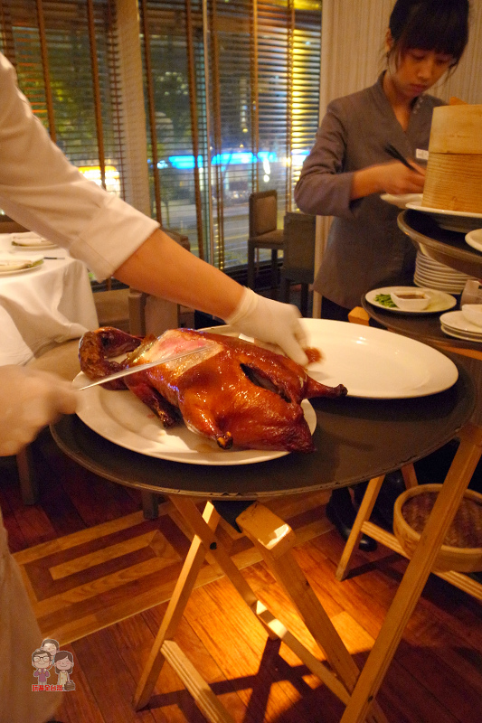 台北中山美味｜國賓飯店粵菜廳～掛爐烤鴨真美味，預約才吃的到