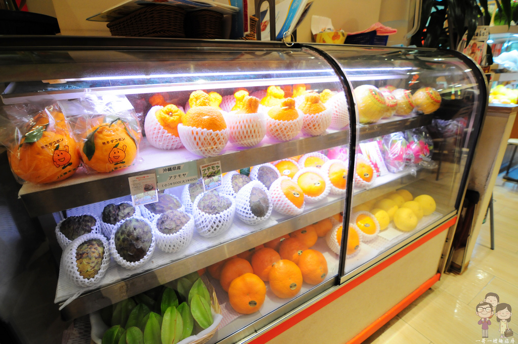 東京車站吃甜點｜果実園 東京店，新鮮水果，份量超大的水果蛋糕，還有早午餐及輕食可享用