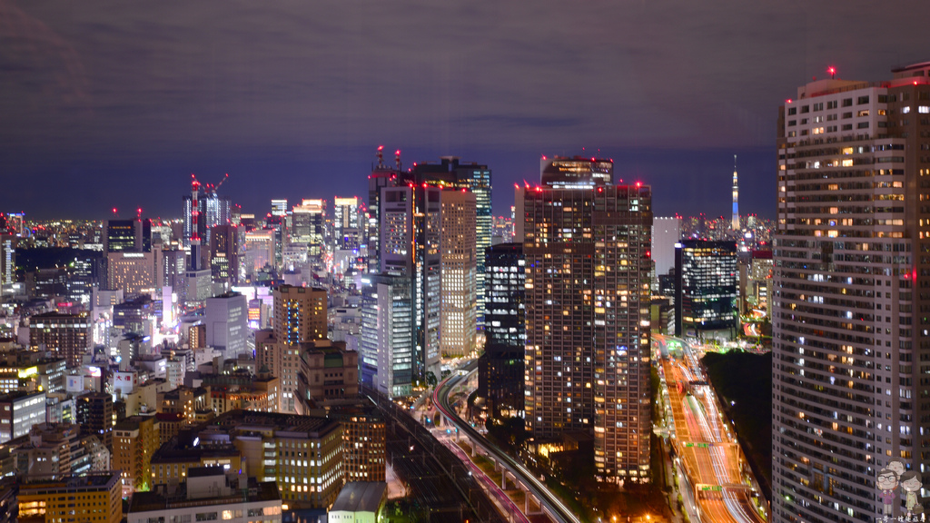 東京夜景｜JR濱松町站(浜松町駅)旁，40樓高的世界貿易中心大樓賞東京灣的璀璨夜景