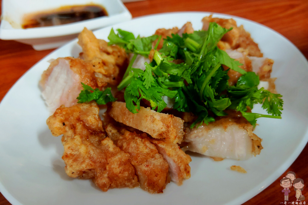 台北大同美食｜阿角紅燒肉 劉美麗．號稱地表最強美味的紅燒肉就在這啦！