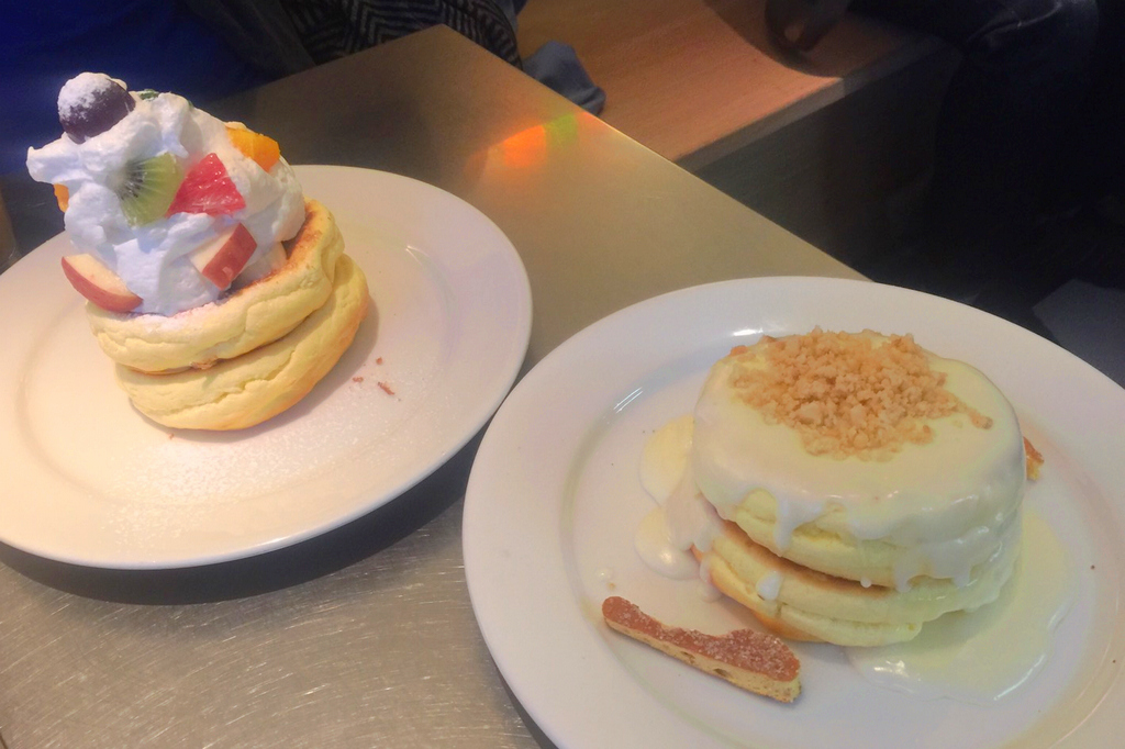 東京涉谷吃甜點｜滿滿幸福的好滋味～彩虹鬆餅 Rainbow Pancake 原宿本店