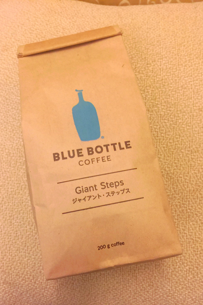 東京喝咖啡｜JR品川站樓上，咖啡界的APPLE，BLUE BOTTLE COFFEE 品川店
