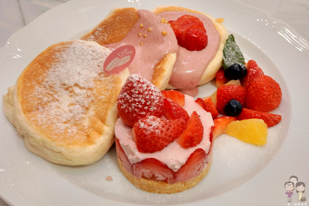 台北微風信義吃甜點｜Café del SOL～福岡人氣第一的舒芙蕾鬆餅，草莓季限定套餐開賣囉！