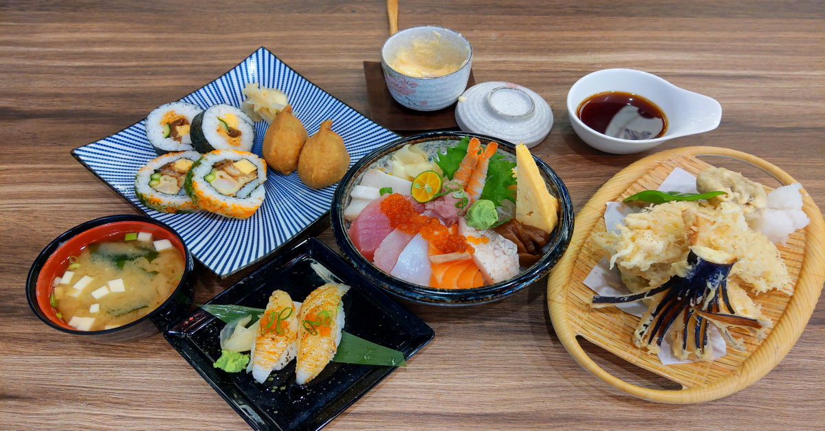 新北新店美食｜大坪林捷運站走路五分鐘，試營運中的海吞壽司－日本家庭料理