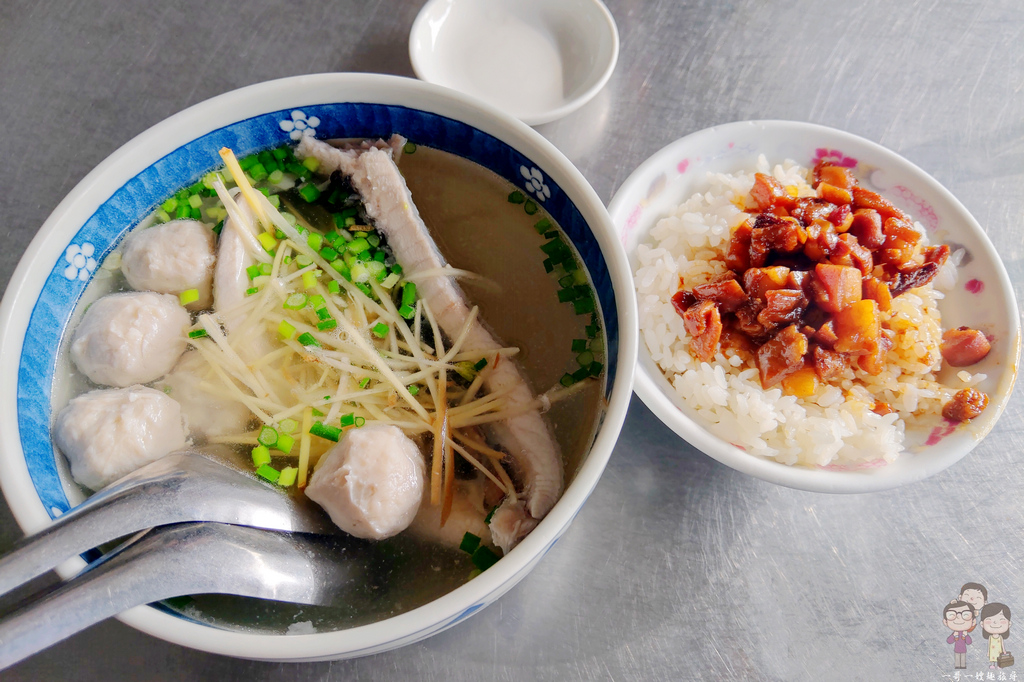 台南北區美食｜開元路無名虱目魚肚湯＋鹹香肉燥飯，台南人的活力早餐，真的是超絕配