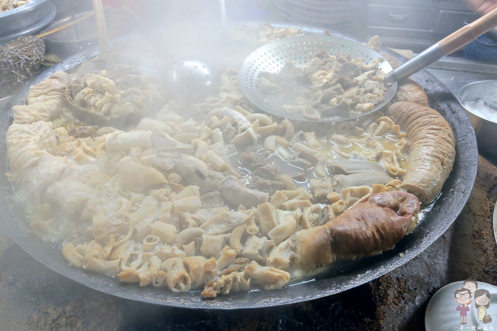 嘉義市東區｜王媽媽牛雜湯&牛肉乾（原王家祖傳本產牛雜湯），東市場內絕對不能錯過的美味