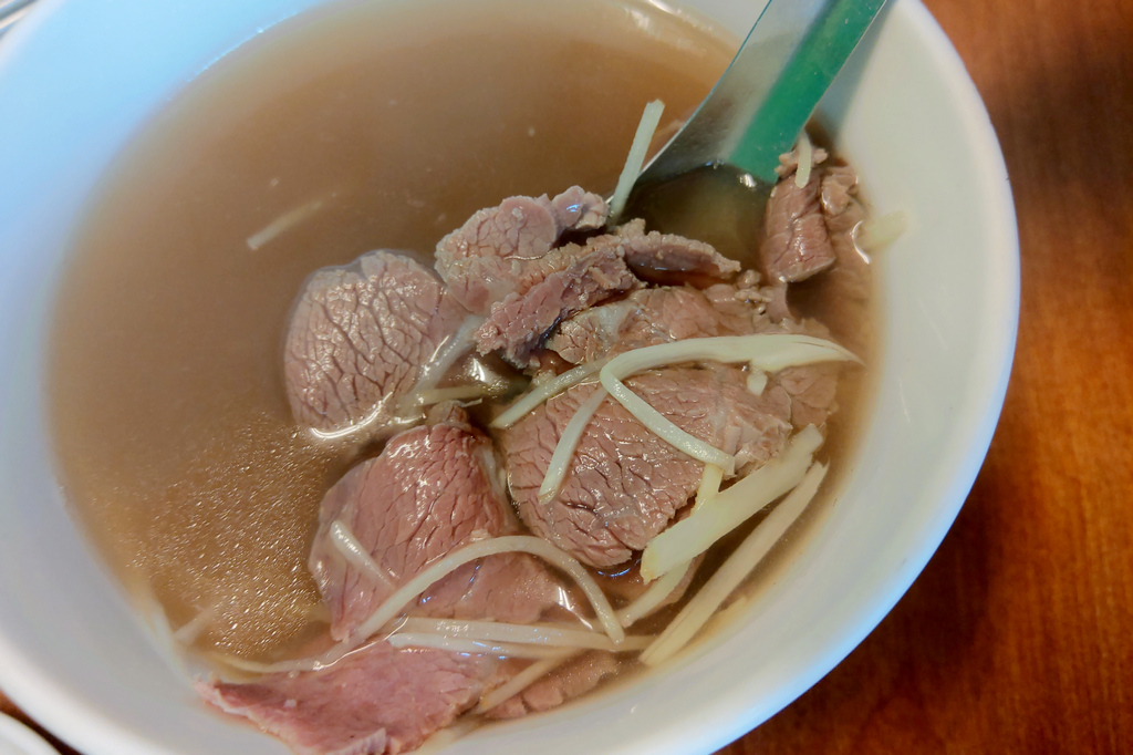 台南麻豆美食｜牛狀元牛肉湯．涮牛肉鍋，沒想到麻豆也有讓人驚豔的牛肉湯