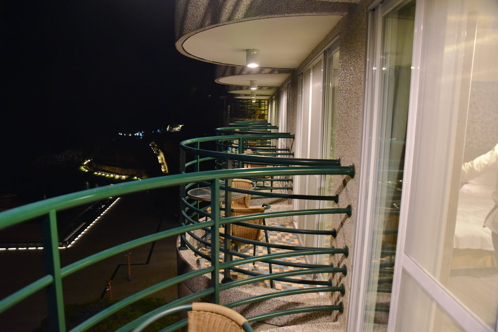 南投魚池日月潭住宿｜碼頭水沙連大飯店，最靠近水社碼頭，在陽台就能看見讓人美到哭的日月潭景