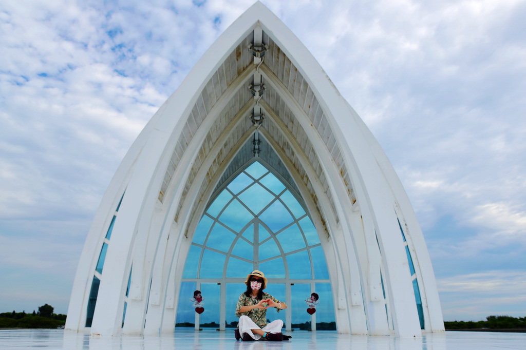 台南北門－水晶教堂｜台灣必訪的夢幻教堂，男孩女孩們夢想的婚紗拍攝聖地