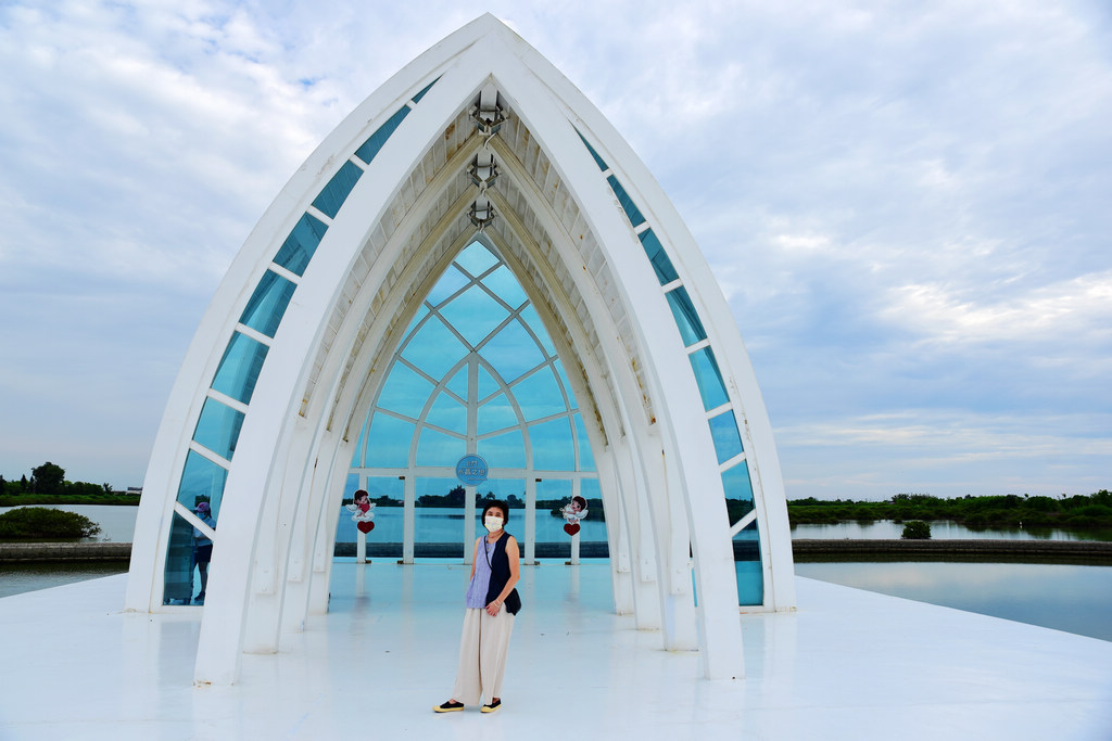 台南北門－水晶教堂｜台灣必訪的夢幻教堂，男孩女孩們夢想的婚紗拍攝聖地