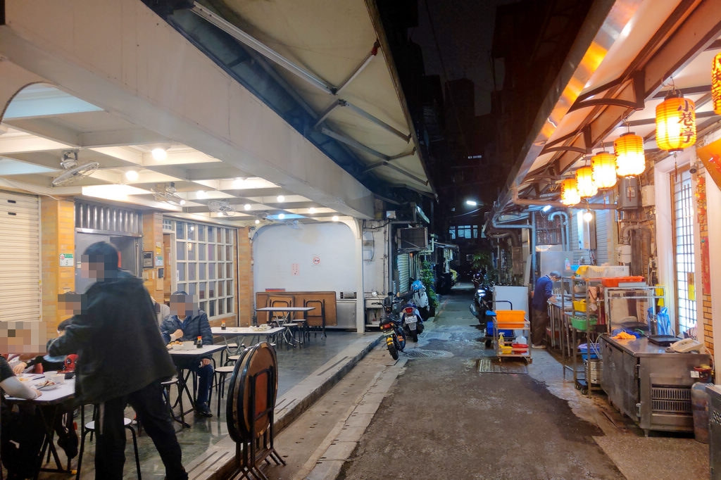 台北大同美食｜小巷亭，建成圓環老牌台式日本料理！『華燈初上』Rose媽媽的愛店，就是在這裡取景的