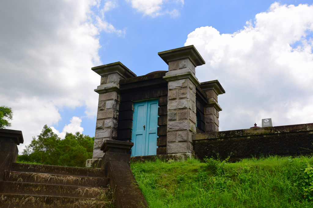台南山上拍照景點｜原台南水道-淨水池區，天然石材堆砌而成宛如小型碉堡的特殊建築