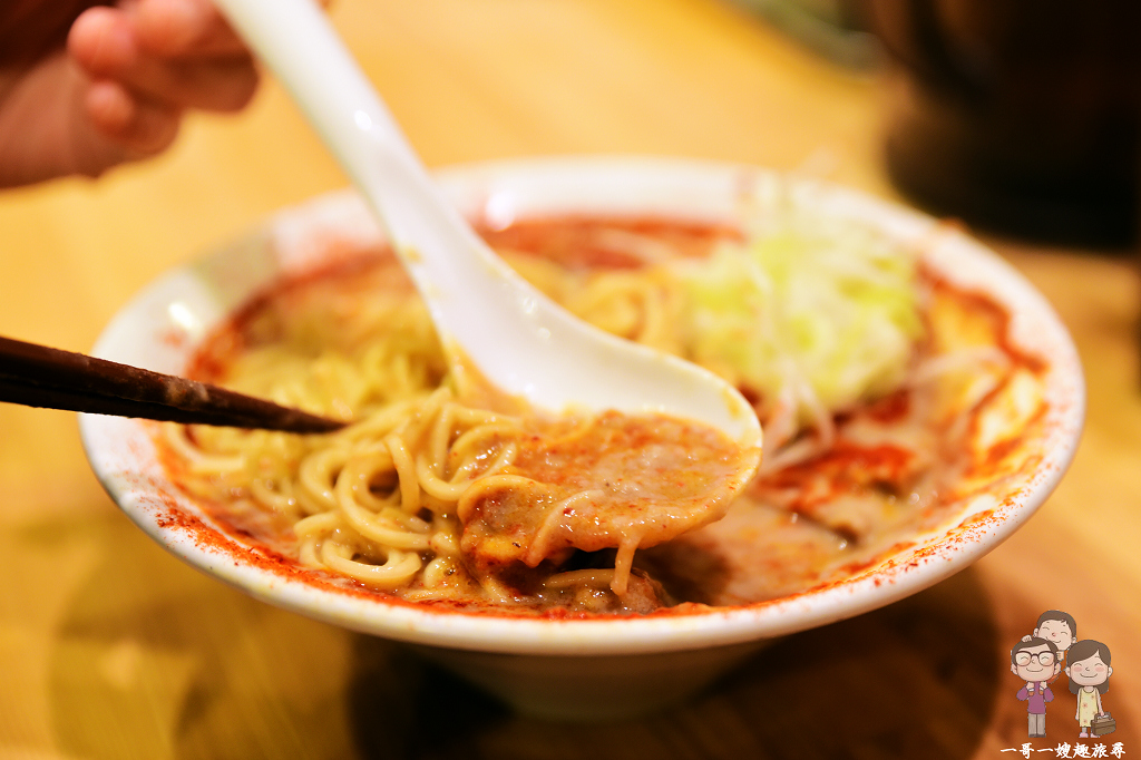 京都一乗寺拉麵名店｜「麵屋 極雞」！雞骨熬製而成，就像麻醬一樣的超濃稠湯頭，