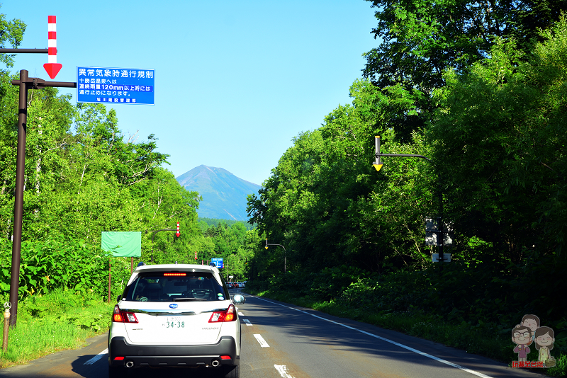 北海道｜夏日的美瑛！絕景的拼布之路，蒂芬妮藍的青池和白鬍瀑布