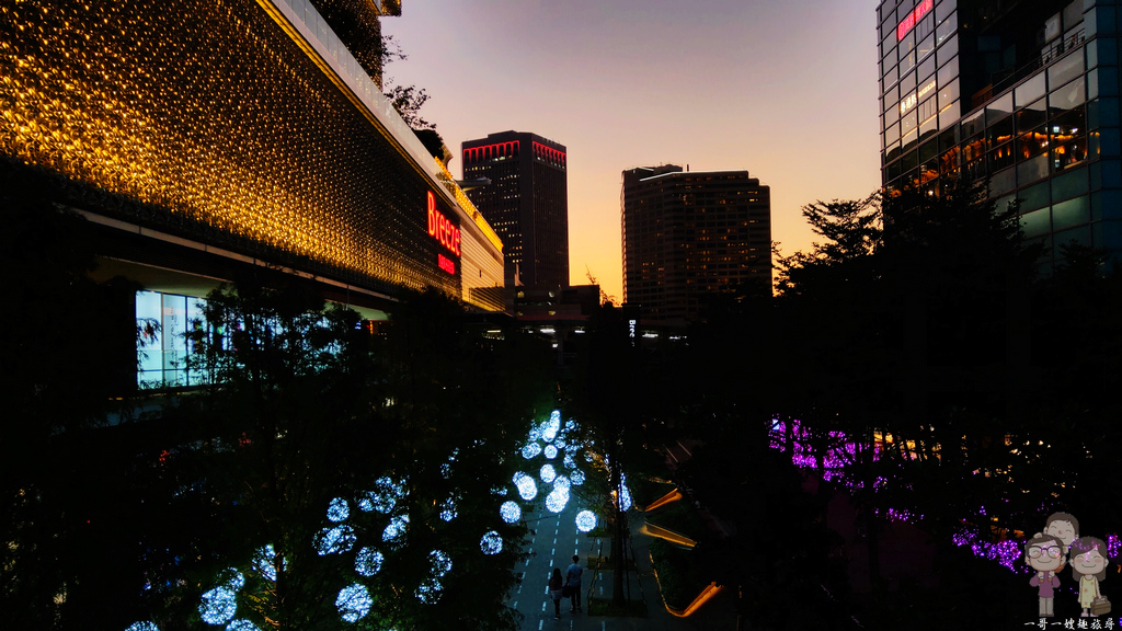 台北信義區｜璀璨萬千燈光迷人的信義商圈高樓夜景