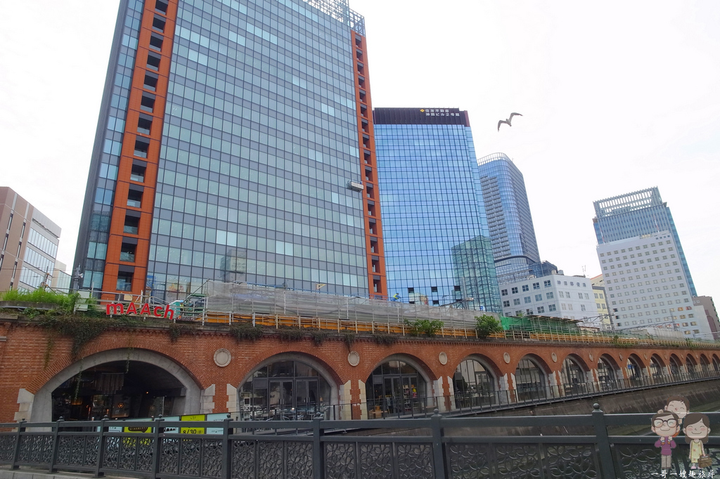 東京散步景點｜mAAch ecute 神田萬世橋，磚造的百年老橋身，改造成購物和餐飲的新基地