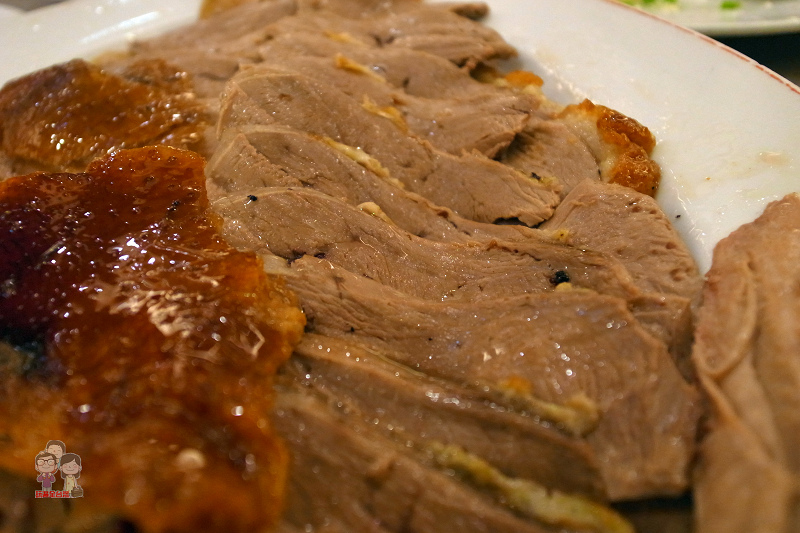 台北吃烤鴨｜國賓飯店粵菜廳～掛爐烤鴨真美味，預約才吃的到