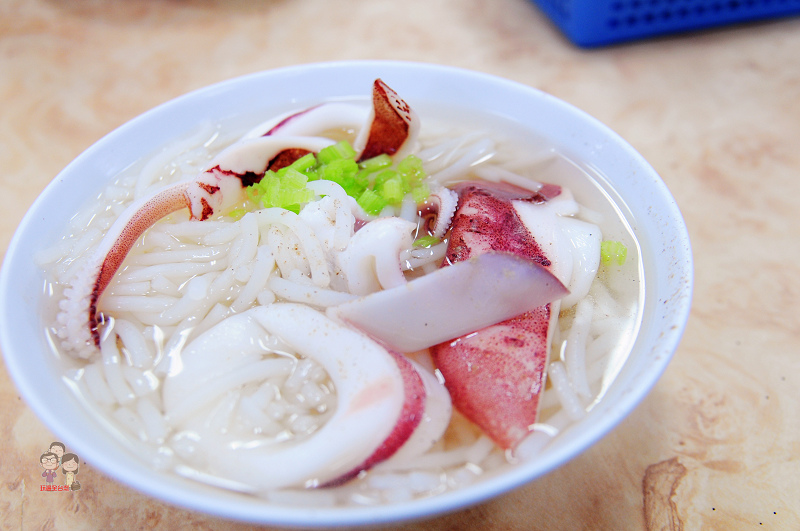 台南中西區｜國華街美食～葉家小卷米粉，流傳五十年的鮮甜好滋味