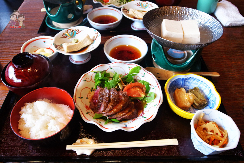 京都自由行【吃】｜京味菜彩．嵐山．庵珠~美味和牛+湯豆腐
